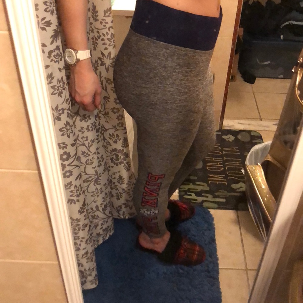 Victoria Secret “Ultimate” Legging